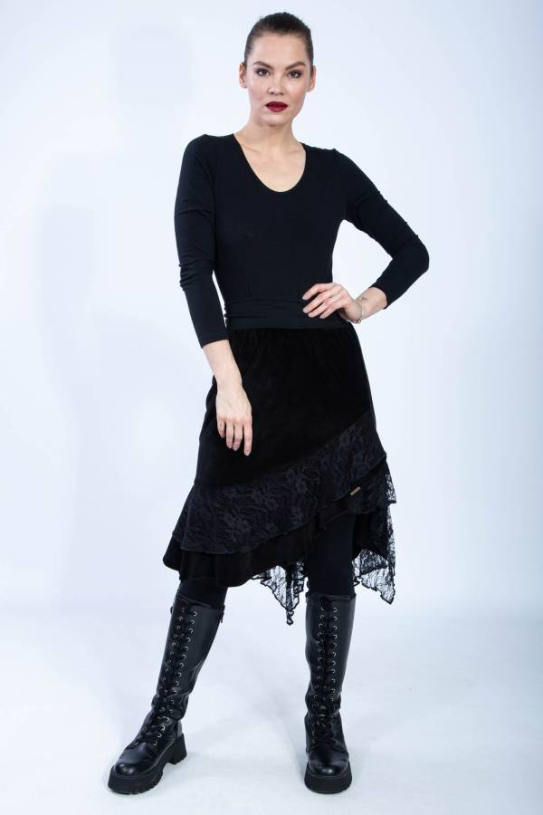 Rosella skirt in organic velvet with lace