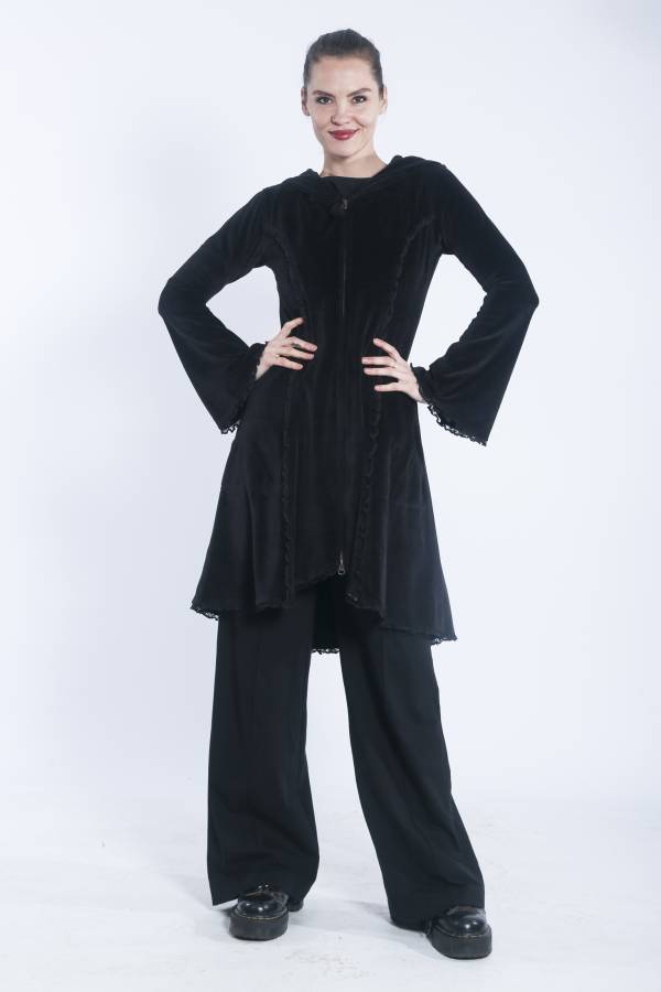 Maravilla velvet coat with lace
