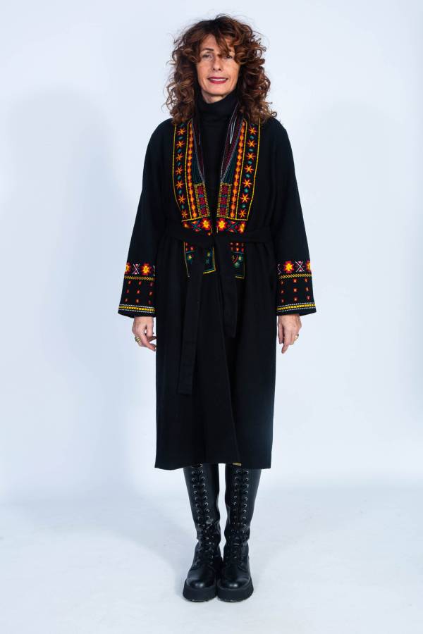 Marila coat made from recycled wool with embroidery
