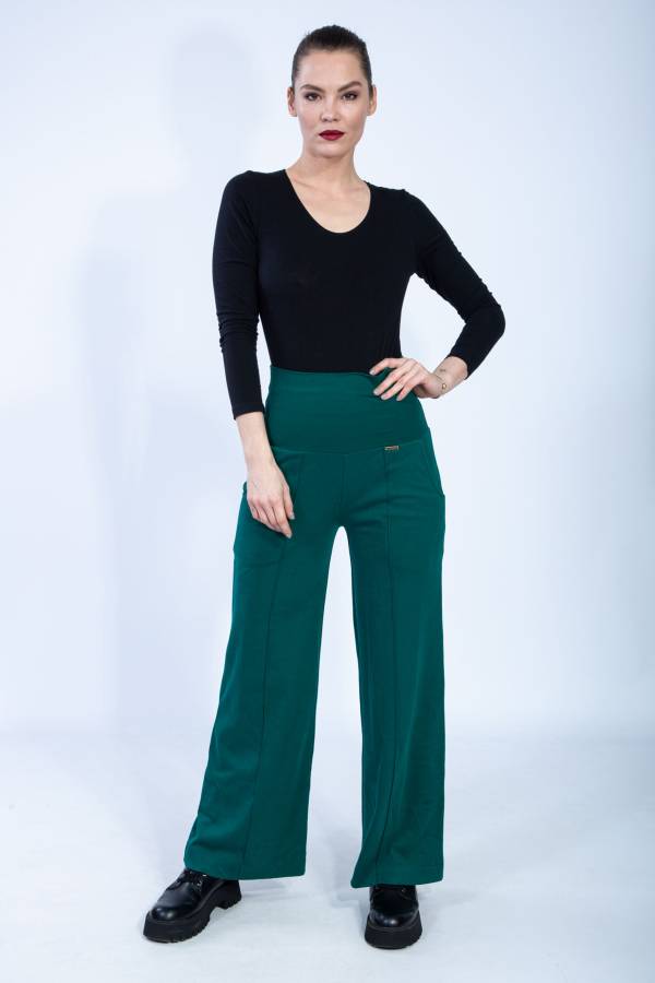 Hose Hedda aus Bio Interlock